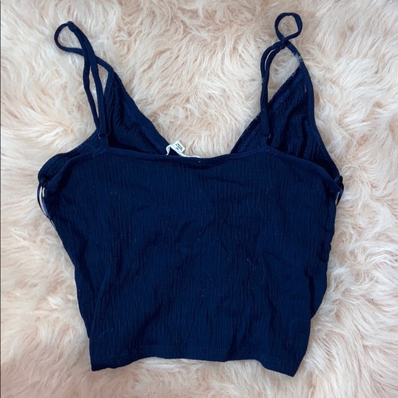 Navy knotted crop top - Picture 3 of 3